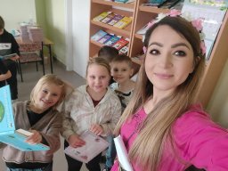 431165677_866273065300643_2651107837894075147_n